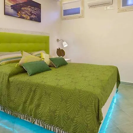 B&B Sorrento Central