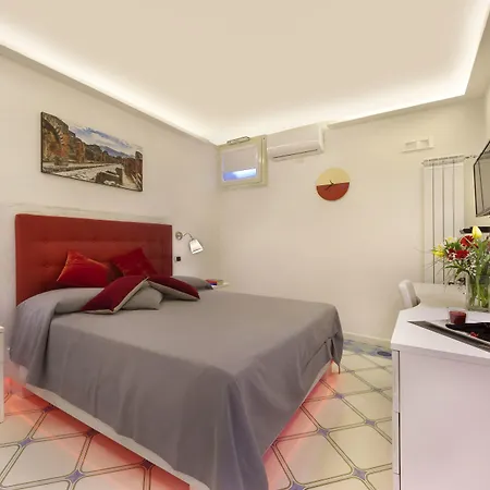 Готель B&B Sorrento Central 3*