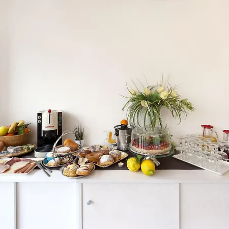 B&B Sorrento Central ホテル 3*