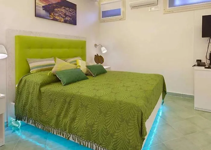 B&B Sorrento Central