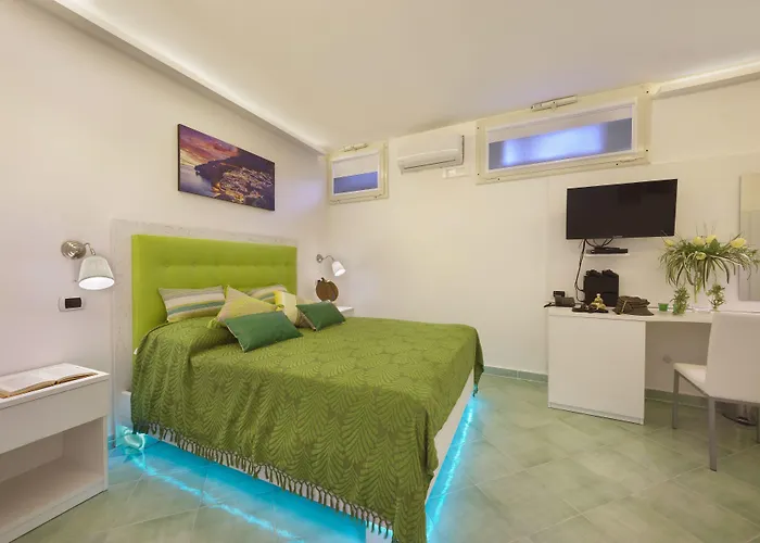 Ξενοδοχείο B&B Sorrento Central 3*