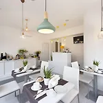 B&B Sorrento Central Otel 3*